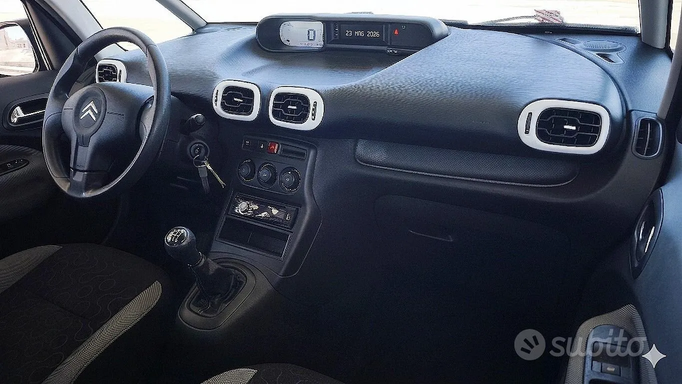Citroen C3 Picasso 2011 photo 5