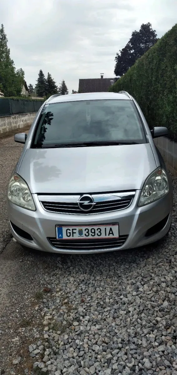 Opel Zafira