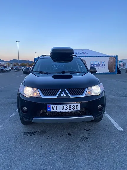 Mitsubishi Outlander 2008 photo 2