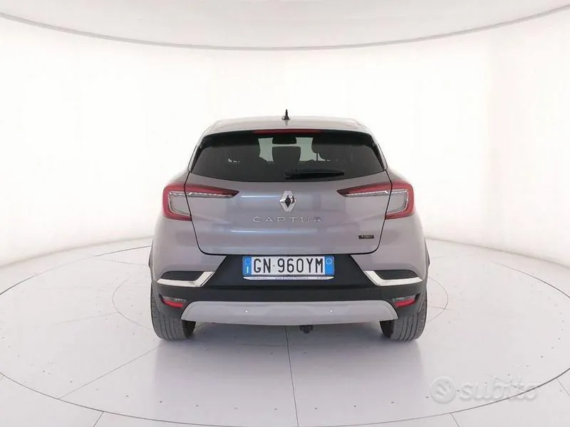Renault Captur 2023 photo 4
