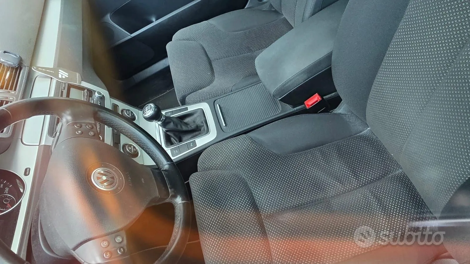 Volkswagen Passat 2009 photo 5