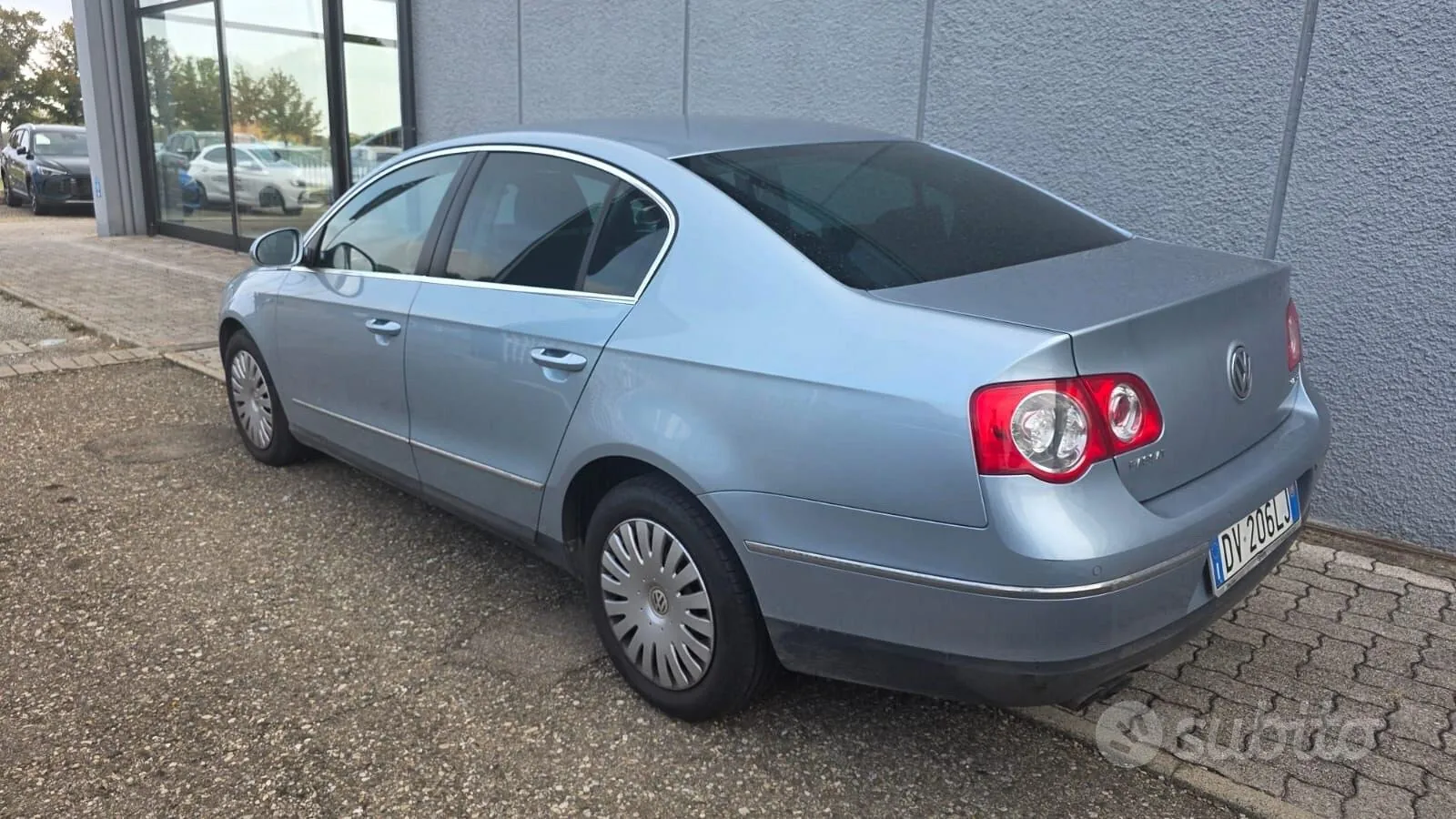 Volkswagen Passat 2009 photo 3