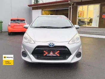 Toyota Aqua 2015 photo 3