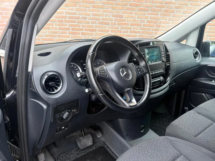 Mercedes-Benz Vito 2022 photo 2