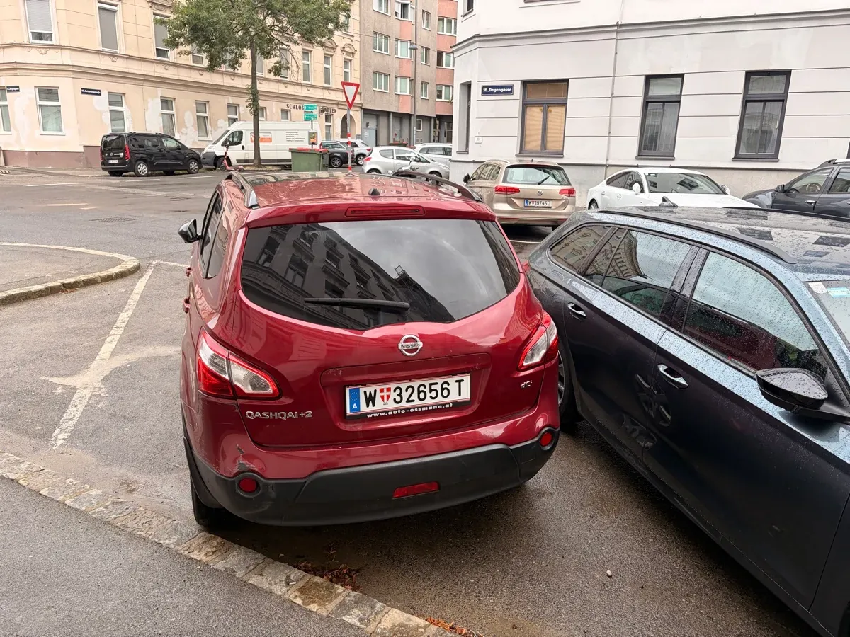 Nissan Qashqai 2013 photo 3