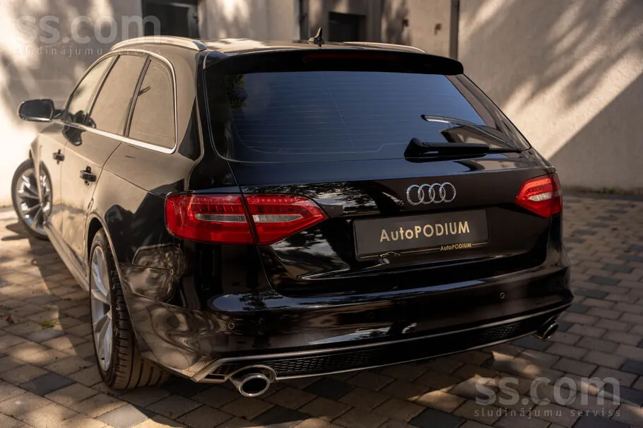 Audi A4 2012 photo 3