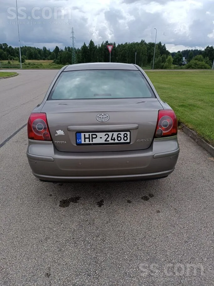 Toyota Avensis 2007 photo 2