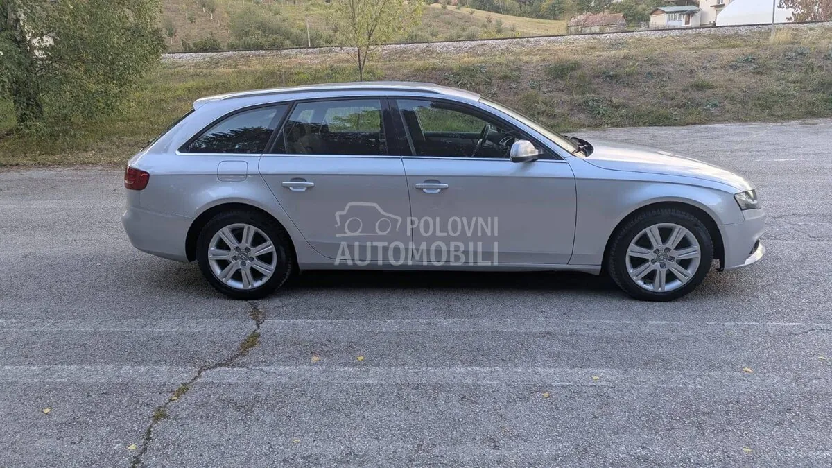 Audi A4 2012 photo 3