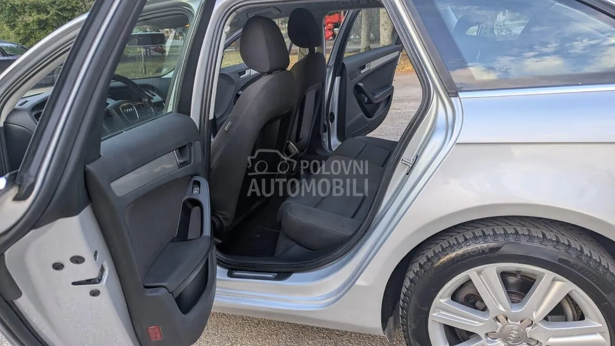 Audi A4 2012 photo 5