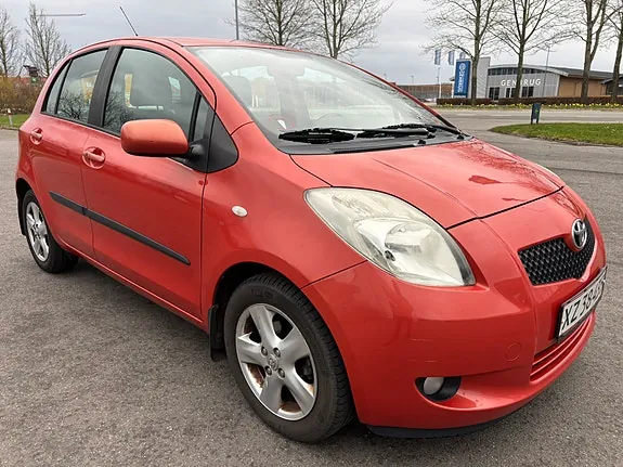 Toyota Yaris 2006 photo 3