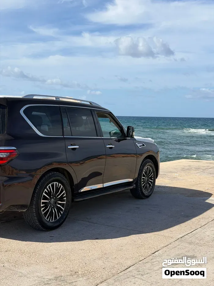 Infiniti Qx56 2012 photo 2