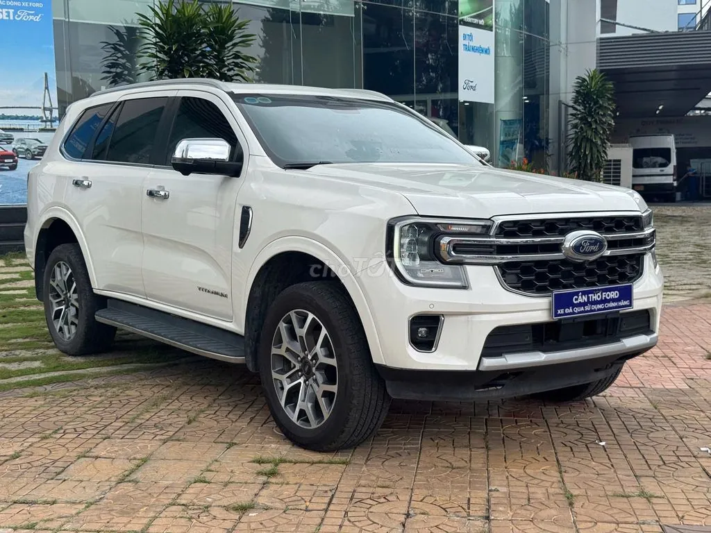Ford Everest 2024 photo 3