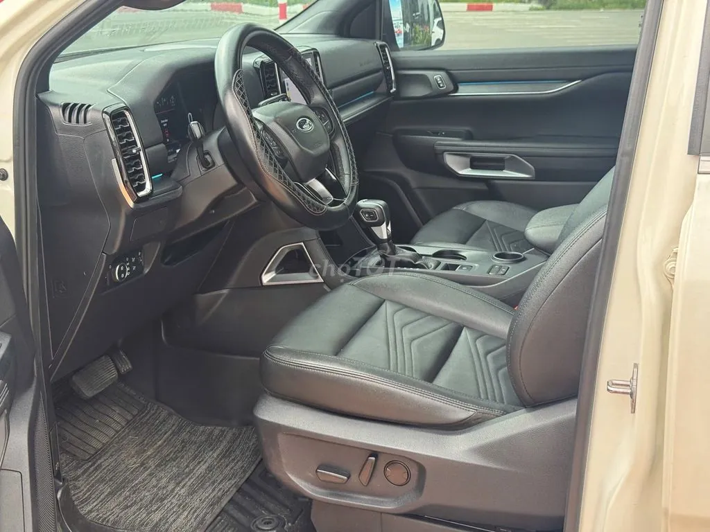 Ford Everest 2024 photo 4