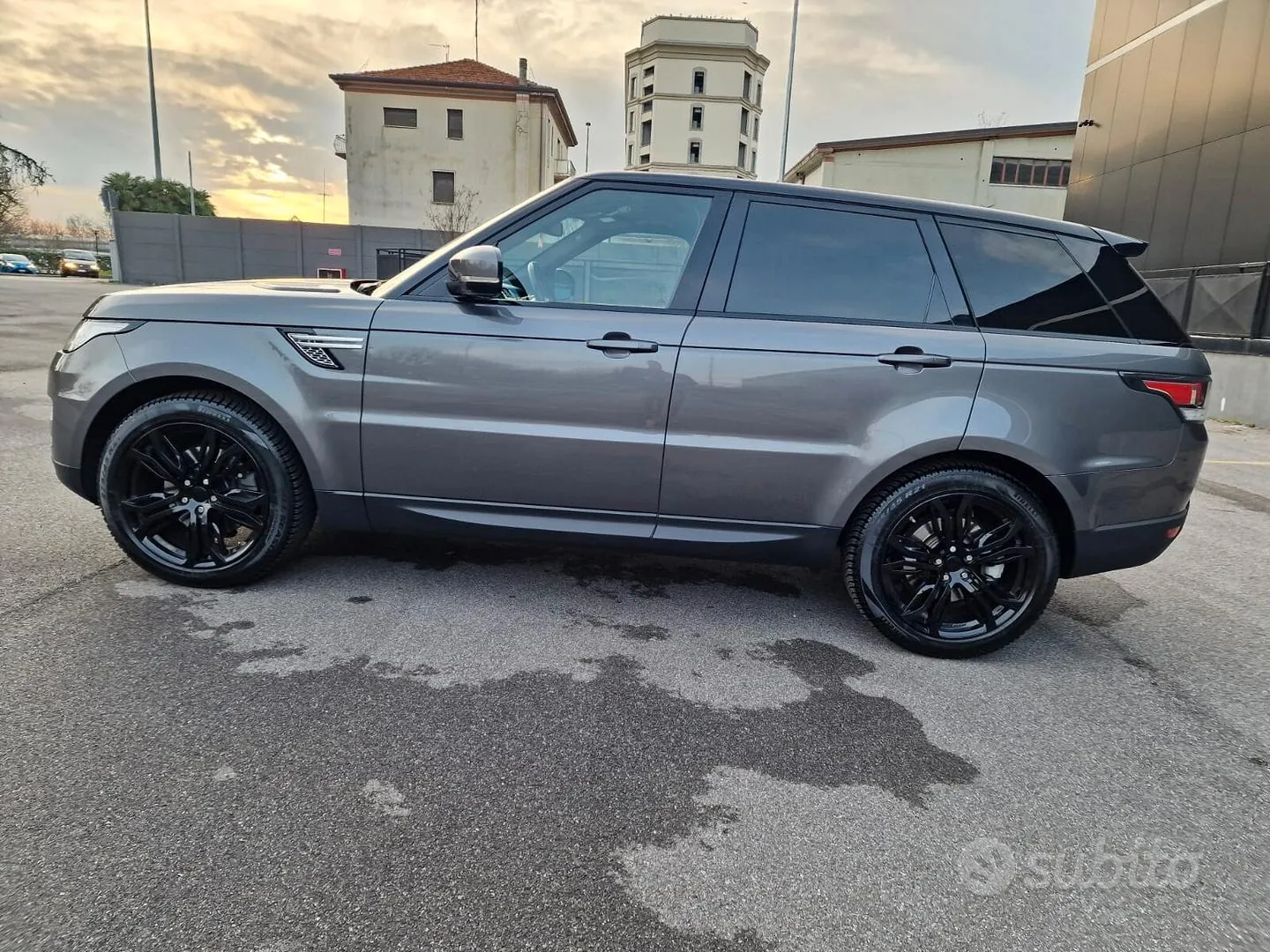 Land Rover Range Rover Sport 2015 photo 4