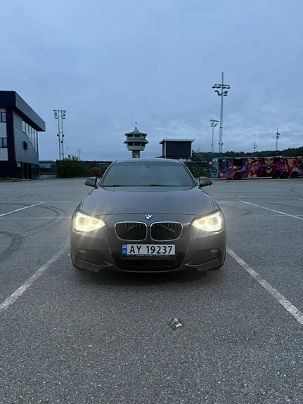 BMW 116D 2012 photo 2
