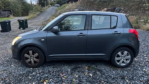 Suzuki Swift 2006 photo 3