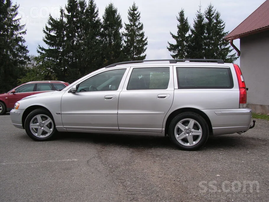 Volvo V70 2005 photo 4