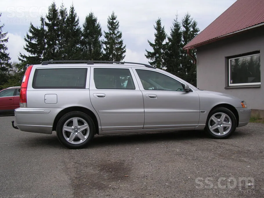 Volvo V70 2005 photo 3