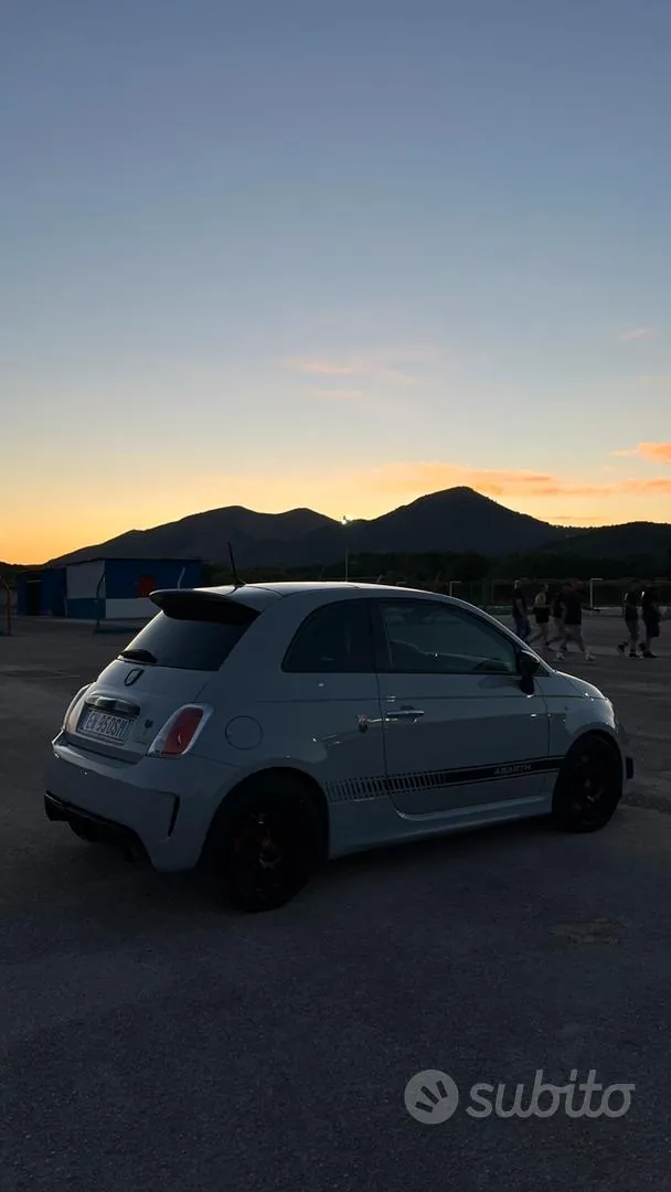 Abarth 500 2014 photo 2