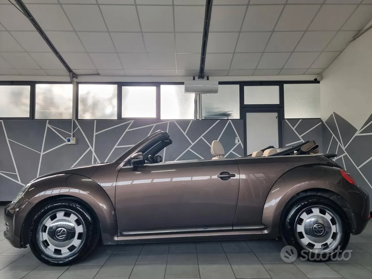 Volkswagen Maggiolino Cabrio 2016 photo 5
