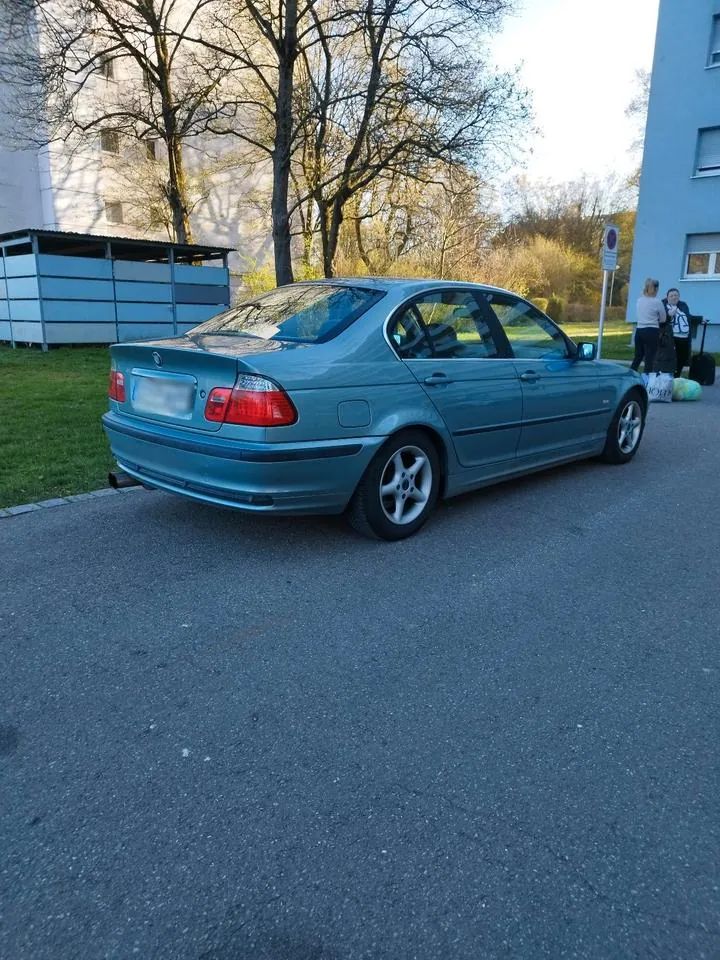 BMW 320 I