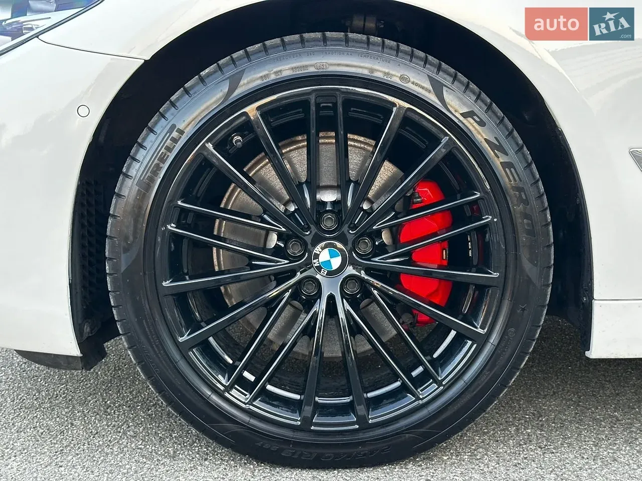 BMW 5 Series 2018 photo 5