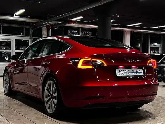 Tesla Model 3 2021 photo 3