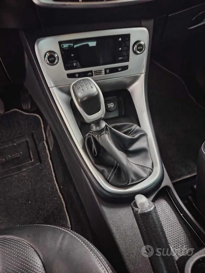 Lancia Delta 2013 photo 4