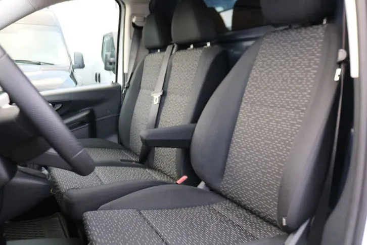 Mercedes-Benz Vito 2024 photo 2