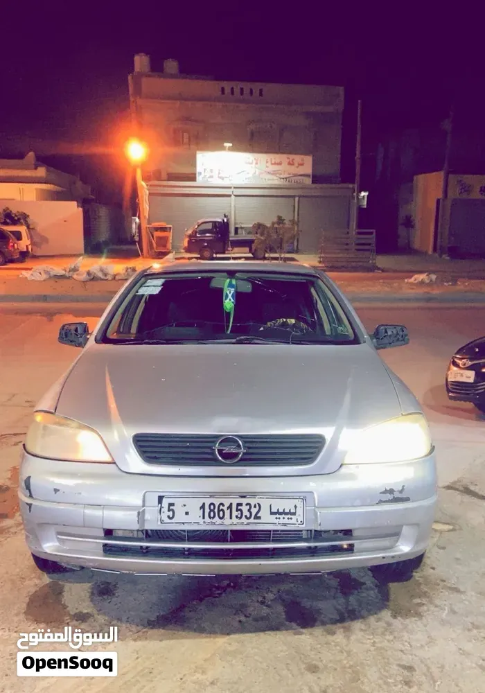 Opel Astra 2000 photo 2