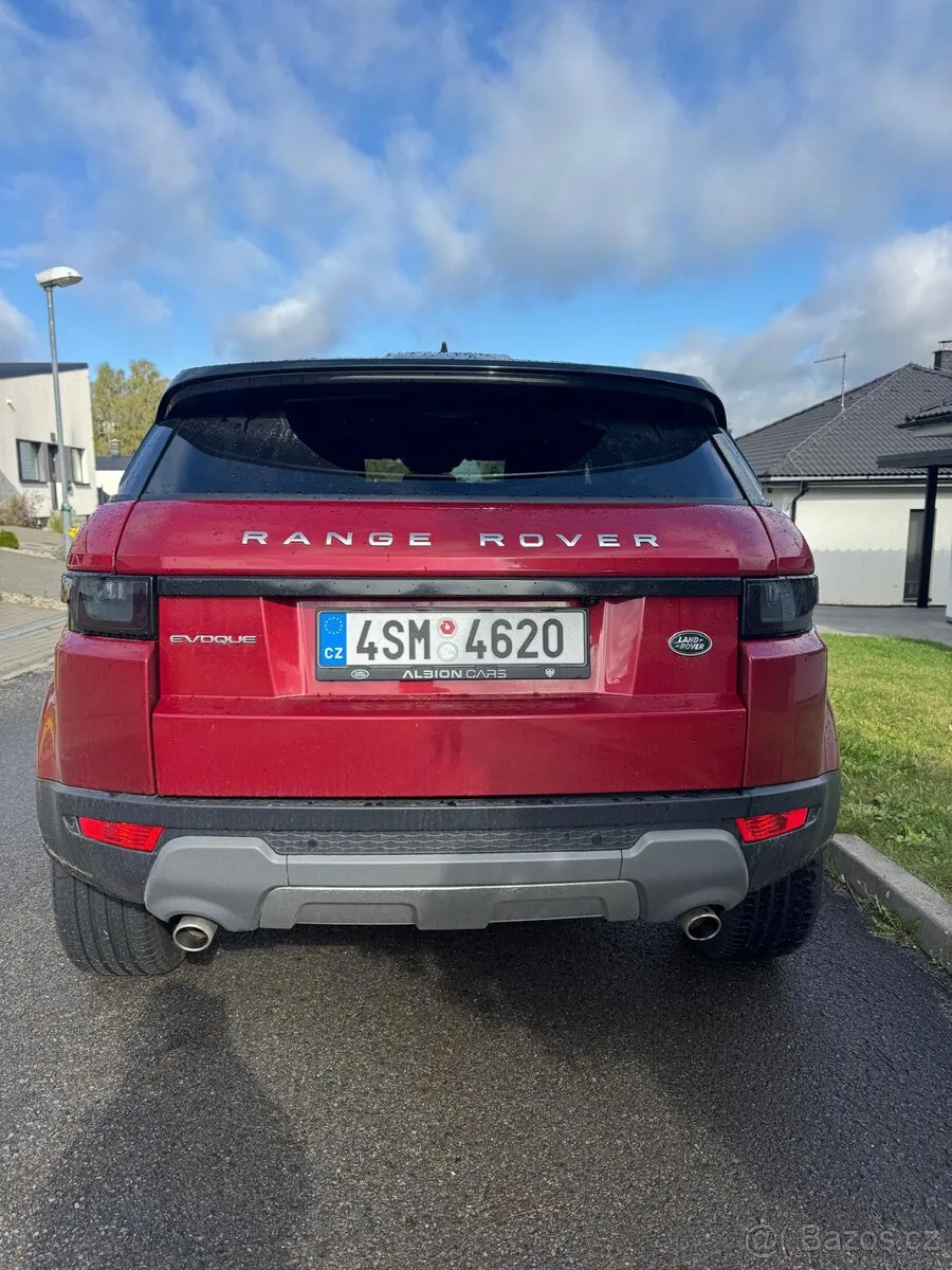 Land Rover Evoque 2018 photo 2