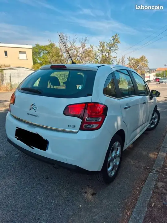 Citroen C3 2013 photo 2