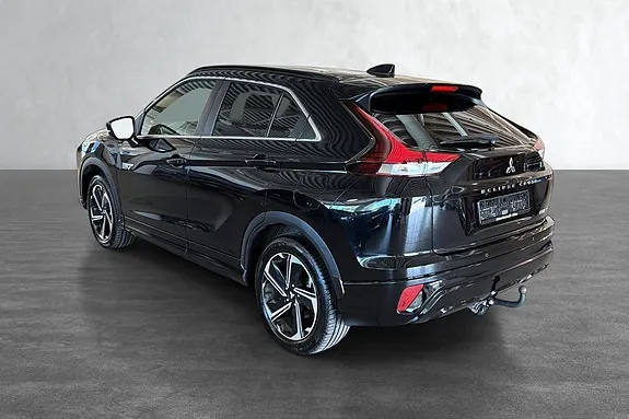Mitsubishi Eclipse Cross 2021 photo 2
