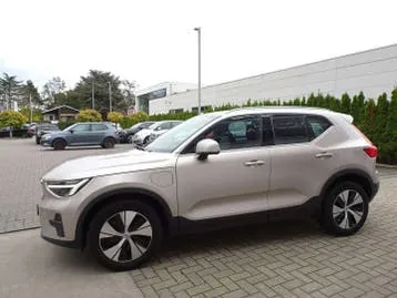 Volvo Xc40 2022 photo 2