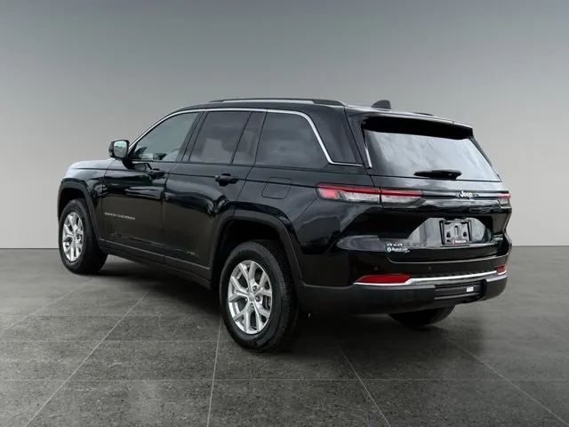 Jeep Grand Cherokee 2023 photo 4