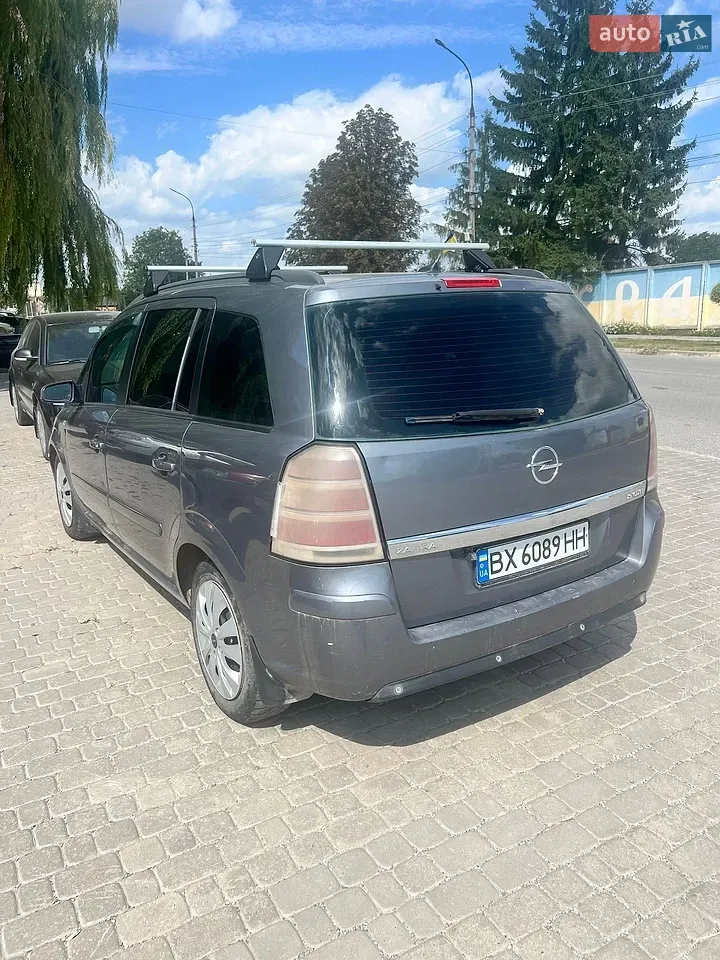 Opel Zafira 2006 photo 2