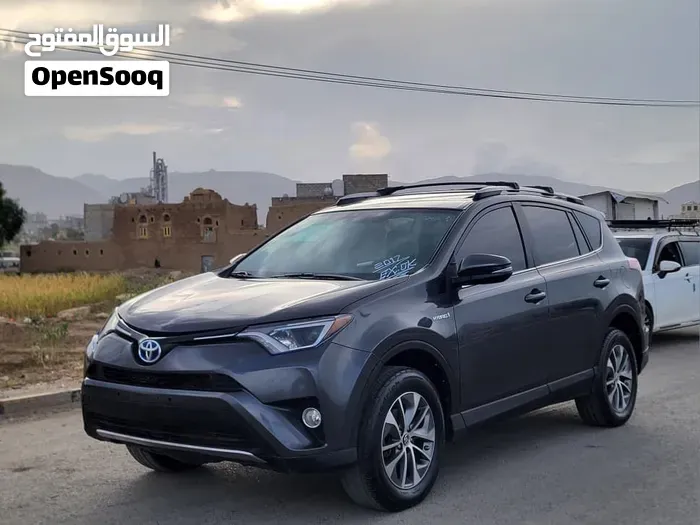 Toyota Rav 4 2017 photo 3