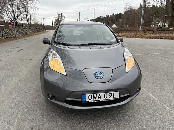 Nissan Leaf 2015 photo 4