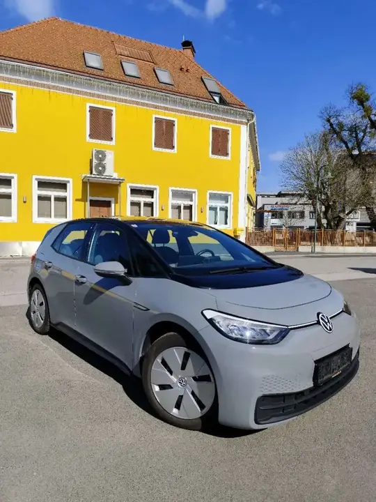 Volkswagen Id.3 2020 photo 2