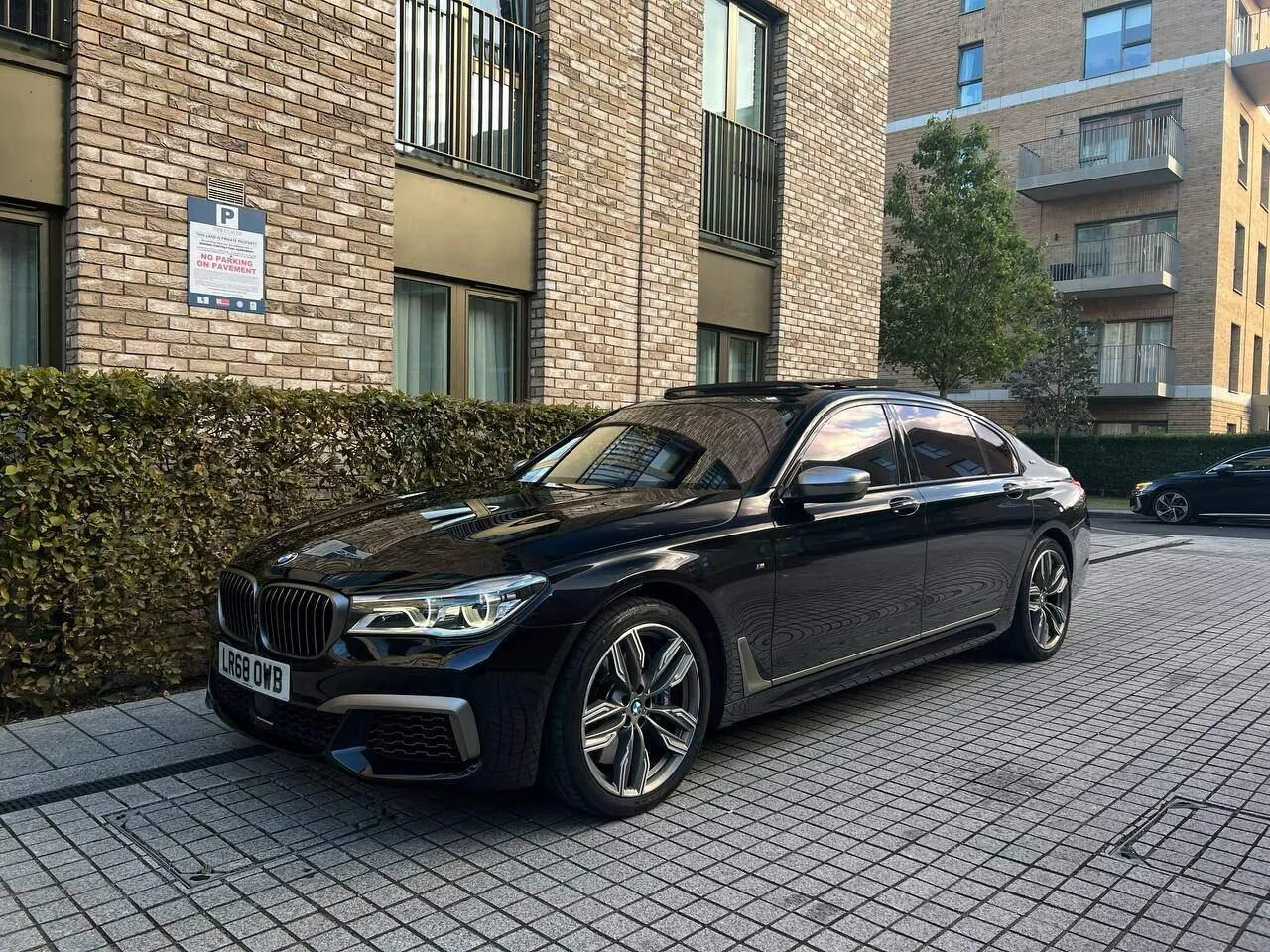 BMW 7 Series 2019 photo 5