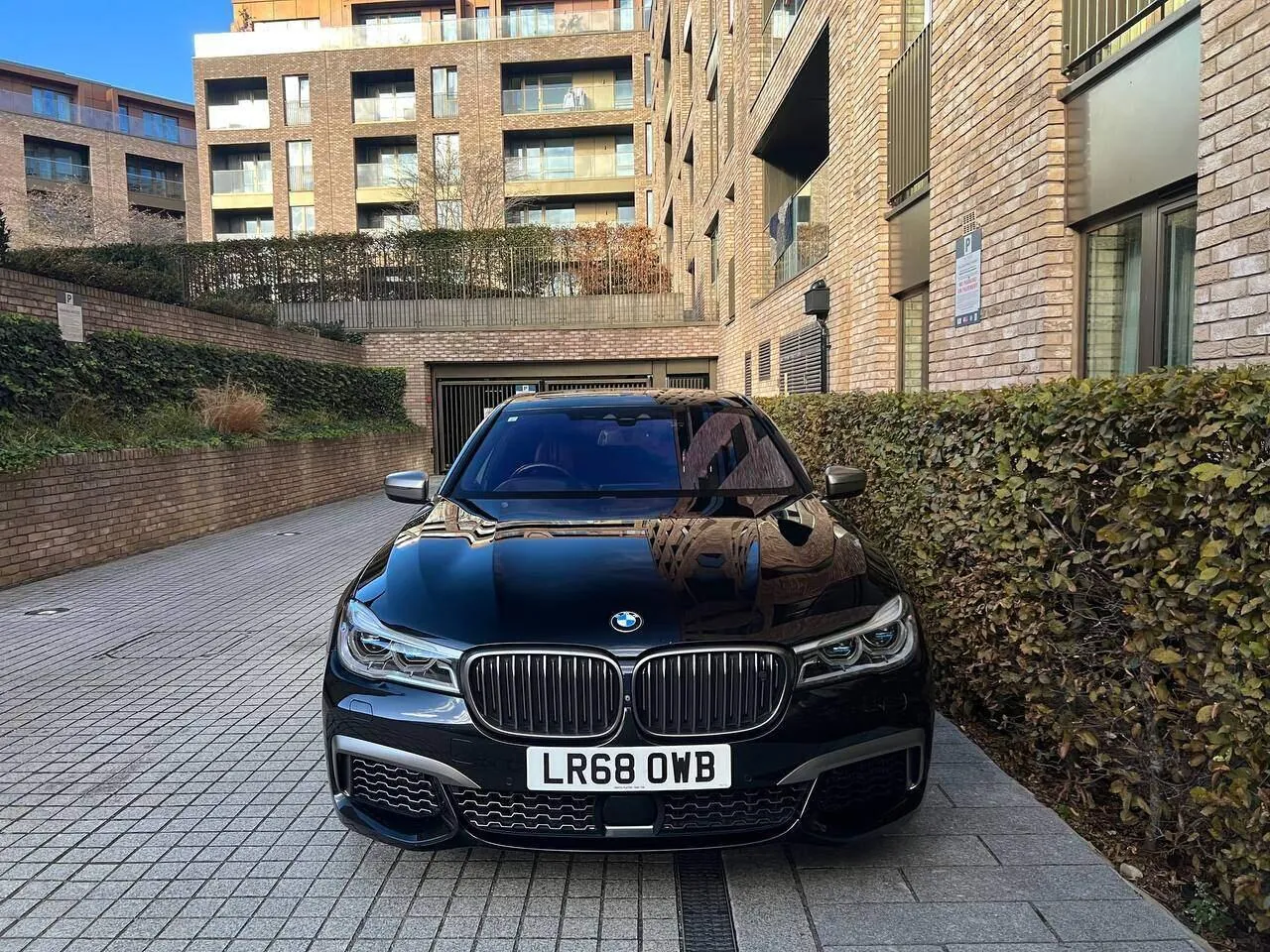 BMW 7 Series 2019 photo 4