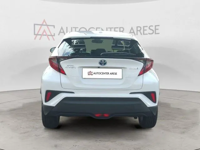 Toyota C-Hr 2021 photo 2