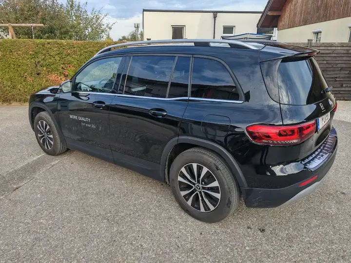 Mercedes-Benz Glb 2023 photo 2