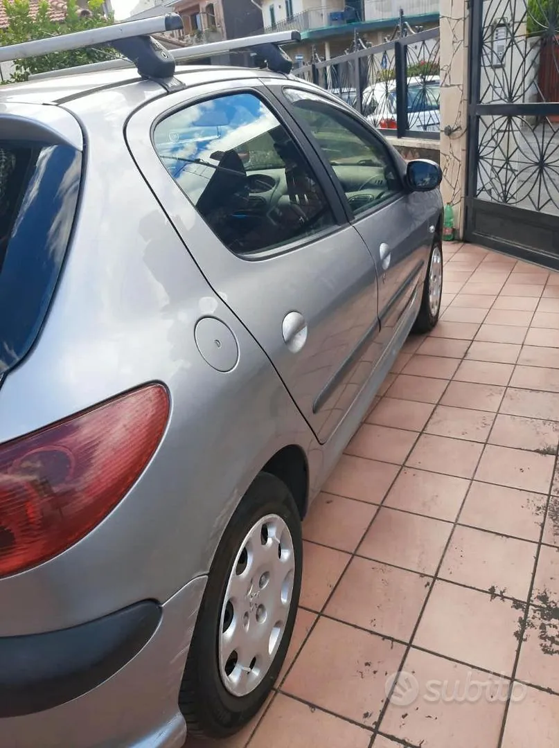 Peugeot 206 2005 photo 4