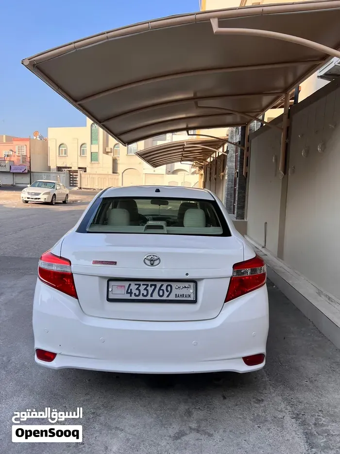 Toyota Yaris 2017 photo 3
