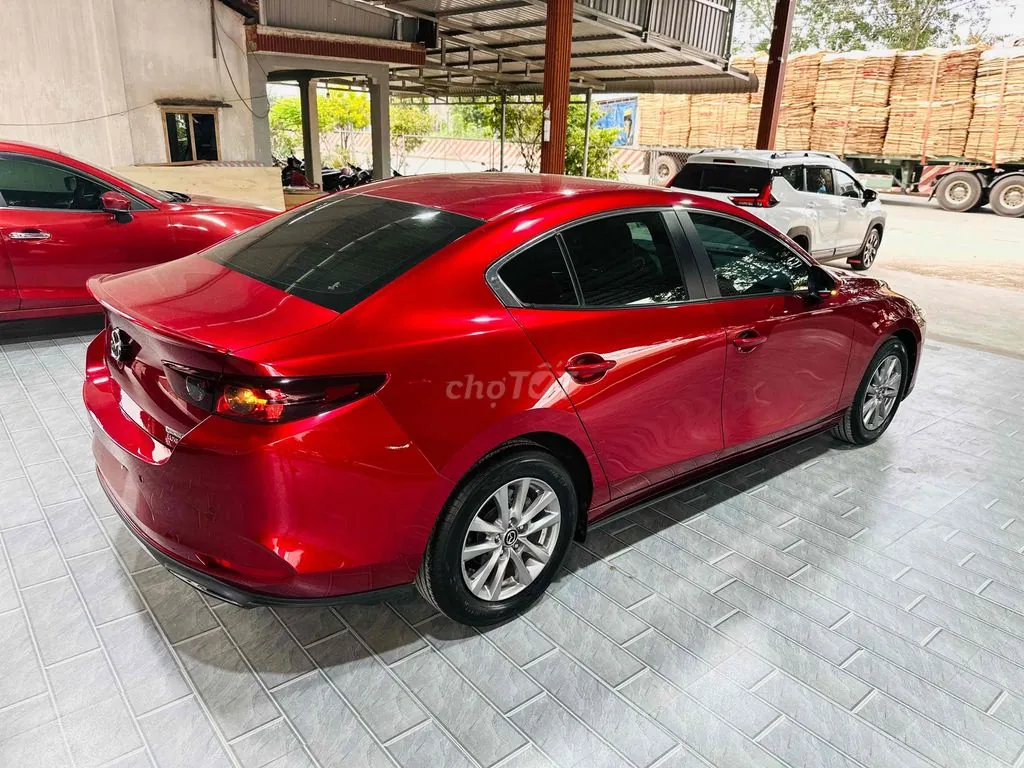 Mazda 3 2022 photo 3