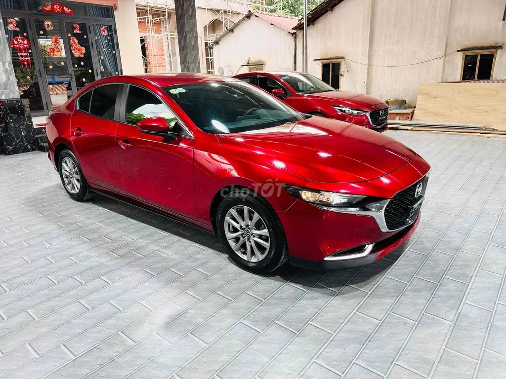 Mazda 3 2022 photo 2