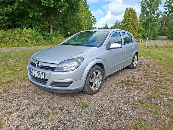 Opel Astra 2005 photo 2