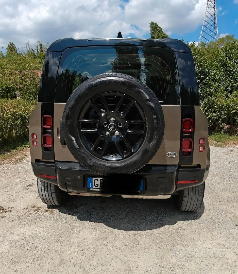 Land Rover Defender 2020 photo 2