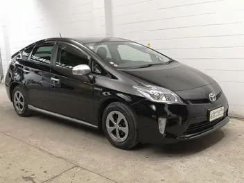 Toyota Prius 2015 photo 2